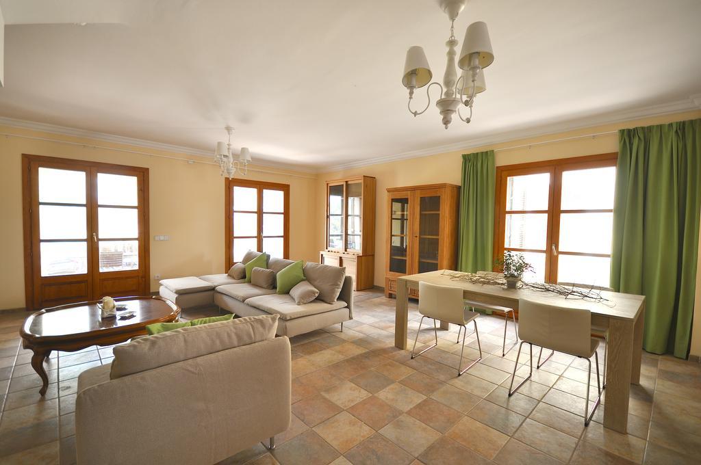 קאלה פי Houm Villa Cala Pi חדר תמונה
